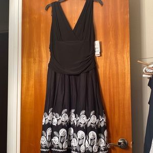 New with tags midi dress with embroidery